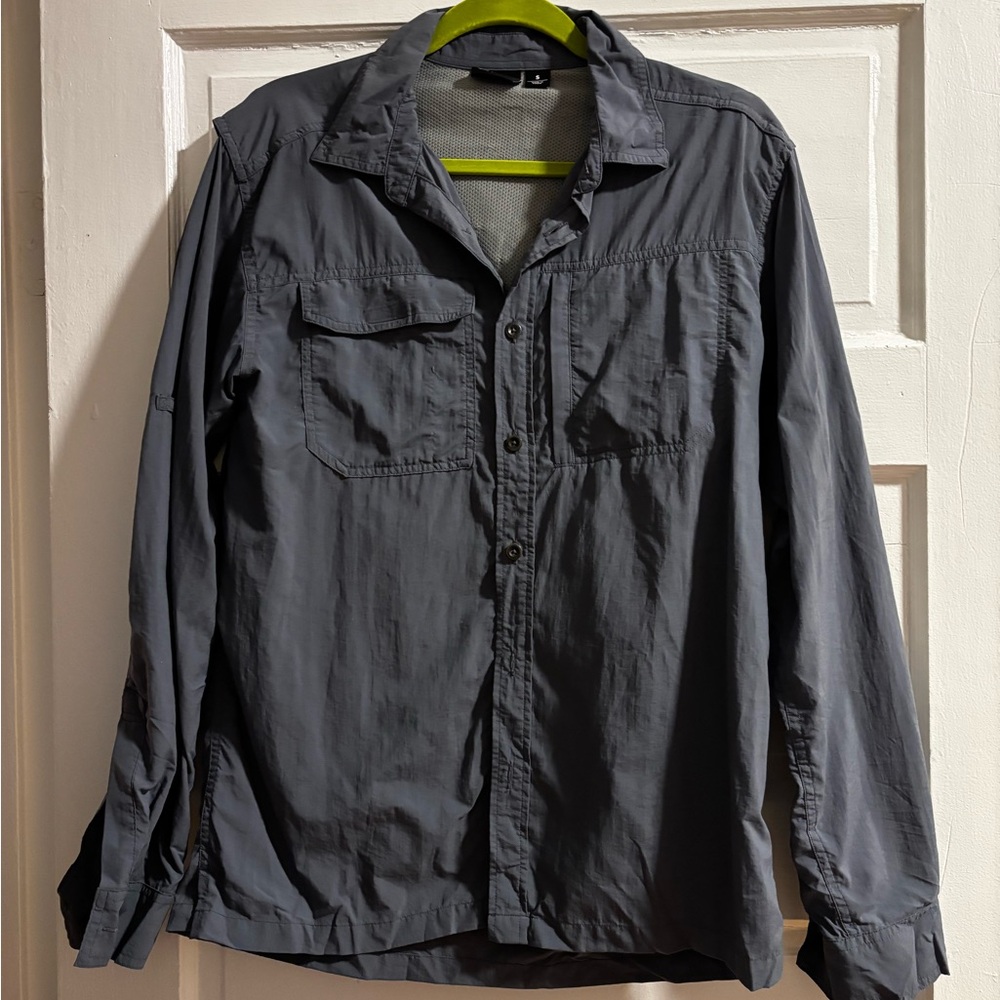 Eastern Mountain Sport Outdoor style Button-Up shirt - Men’s size small